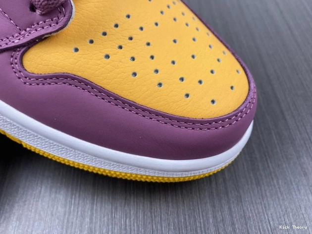 Kicked Out Shoe Store 1 High OG Brotherhood 555088-706 Air Jordan 0708